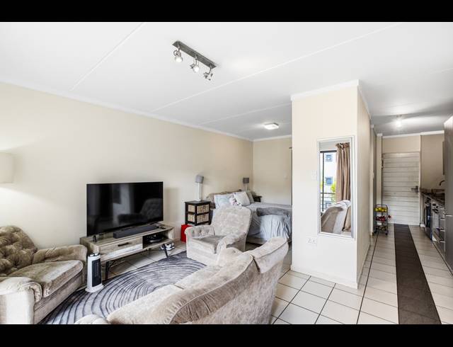 0.5 BEDROOM APARTMENT FOR SALE IN BROADACRES